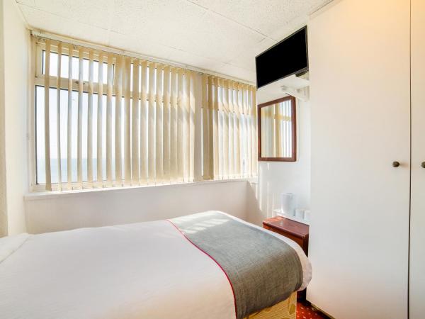 OYO The Golden Cheval Hotel & Shisha Bar : photo 10 de la chambre chambre lits jumeaux standard - vue sur mer