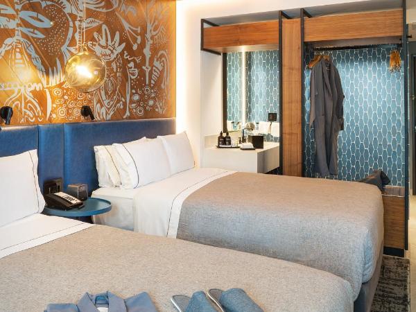 Canopy By Hilton Cancun La Isla : photo 1 de la chambre chambre lit king-size