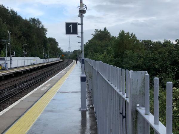 House o' Books : photo 8 de la chambre chambre simple avec salle de bains commune
