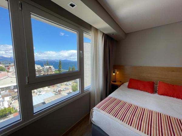 Hotel Ayres Del Nahuel : photo 5 de la chambre comfort superior family room with lake view