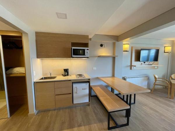 Hotel Ayres Del Nahuel : photo 7 de la chambre comfort superior family room with lake view