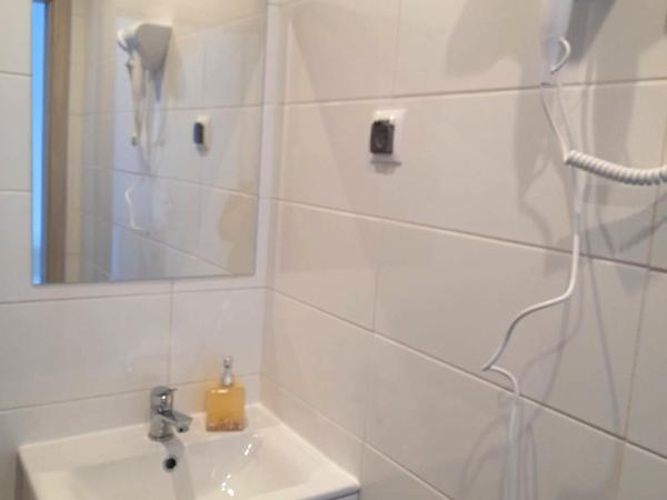 Pokoje przy Plaży Sopot : photo 2 de la chambre chambre double