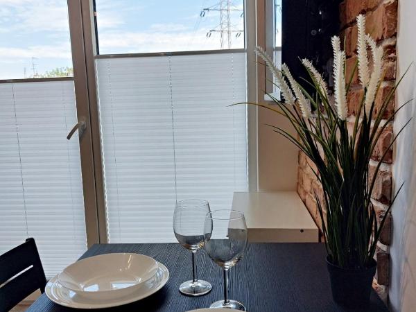 Royal Smart Apartments Cracow : photo 1 de la chambre chambre double avec balcon