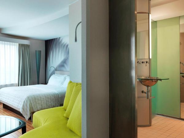 Le Méridien Beach Plaza : photo 4 de la chambre chambre lit king-size contemporaine - vue sur mer - tours de cristal