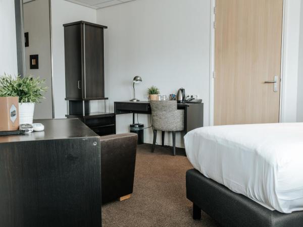 Queen Hotel : photo 7 de la chambre chambre lits jumeaux standard