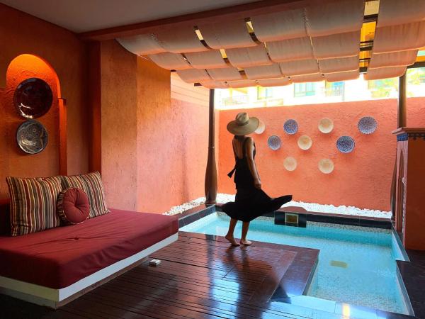 Marrakesh Hua Hin Resort & Spa : photo 9 de la chambre suite avec piscine et fontaine