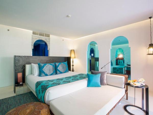 Marrakesh Hua Hin Resort & Spa : photo 10 de la chambre suite avec piscine et fontaine