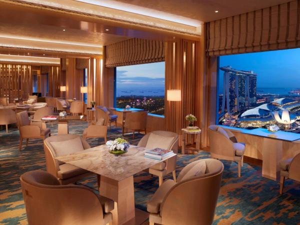 The Ritz-Carlton, Millenia Singapore : photo 5 de la chambre club deluxe kallang, 1 king bed, kallang precinct view
