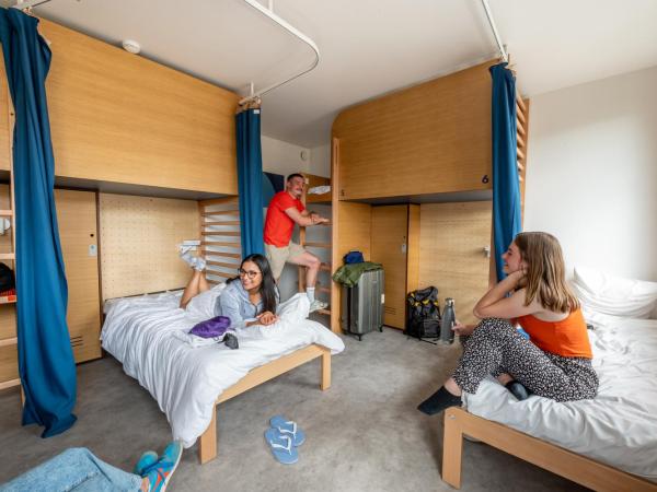 UCPA SPORT STATION HOSTEL PARIS : photo 5 de la chambre chambre familiale