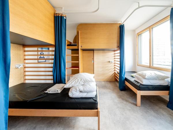 UCPA SPORT STATION HOSTEL PARIS : photo 4 de la chambre chambre familiale