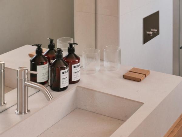 Hotel Moderne : photo 8 de la chambre chambre lit king-size standard