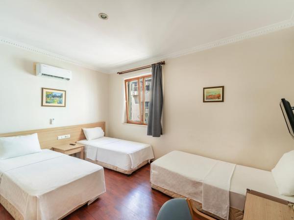 Şehir Hotel : photo 2 de la chambre chambre triple