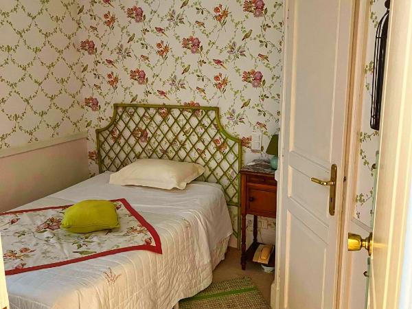 LE JARDIN DU VENDOME : photo 1 de la chambre chambre simple - vue sur jardin