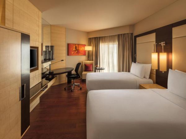 JW Marriott Mumbai Juhu : photo 4 de la chambre 	 executive lounge access, guest room, 2 twins