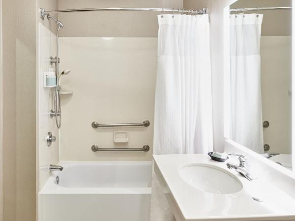 SpringHill Suites Phoenix Downtown : photo 4 de la chambre studio lit queen-size 