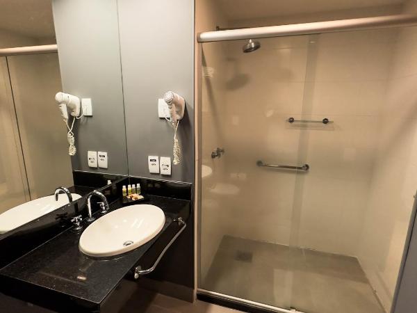 Hotel Vivenzo Savassi Belo Horizonte : photo 2 de la chambre chambre lits jumeaux standard