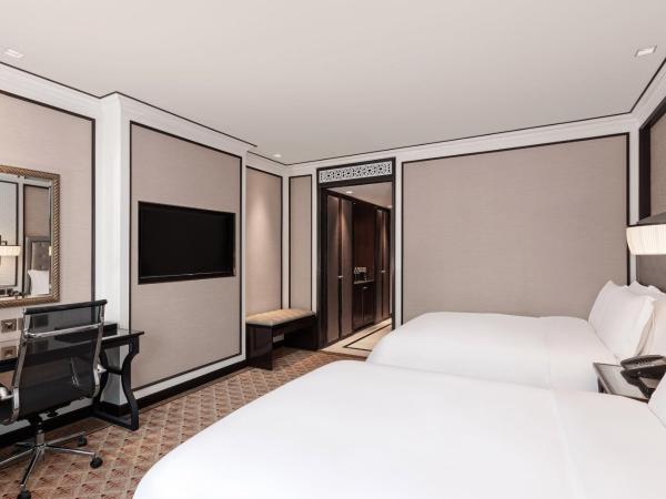 The Athenee Hotel, a Luxury Collection Hotel, Bangkok : photo 4 de la chambre chambre athénée avec 2 lits doubles - vue sur ville