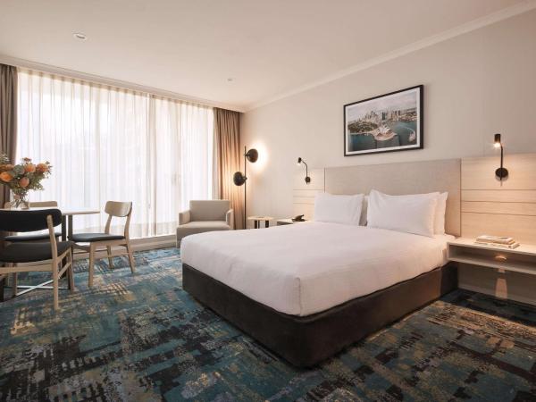 Rydges Darling Square Apartment Hotel : photo 2 de la chambre studio lit queen-size de luxe