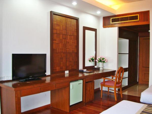 Chiang Mai Phucome Hotel : photo 10 de la chambre chambre deluxe double ou lits jumeaux