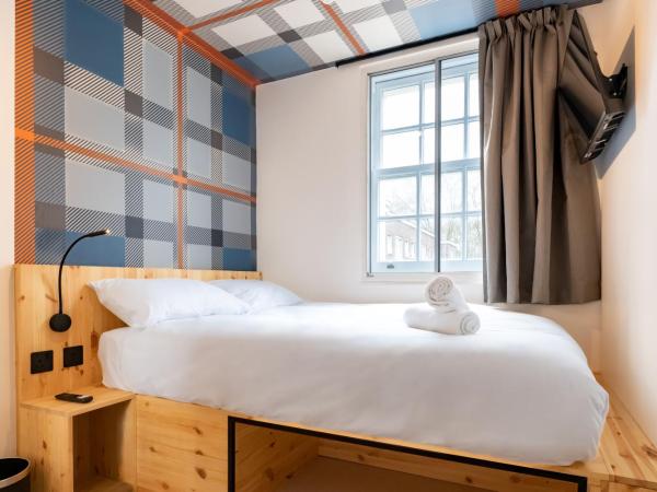 easyHotel Paddington : photo 1 de la chambre chambre double avec fenêtre