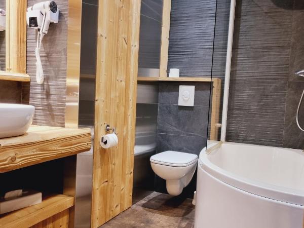 Hôtel Le Sporting : photo 5 de la chambre chambre double ou lits jumeaux Économique