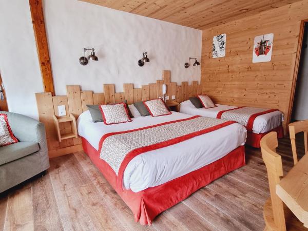 Hôtel Le Sporting : photo 3 de la chambre chambre triple