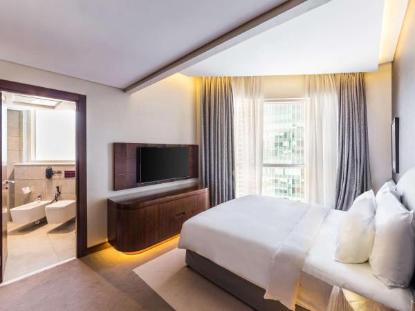 Radisson Blu Hotel, Dubai Waterfront : photo 1 de la chambre chambre standard
