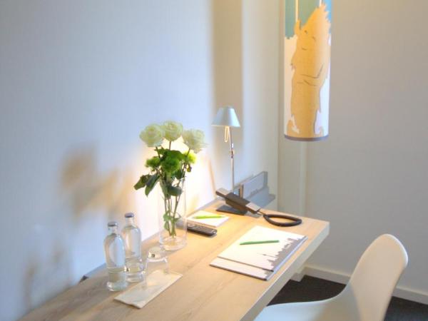 Grimm's Potsdamer Platz : photo 4 de la chambre chambre simple