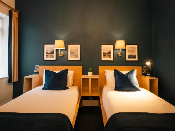 Celtic Lodge Guesthouse - Restaurant & Bar : photo 2 de la chambre chambre lits jumeaux