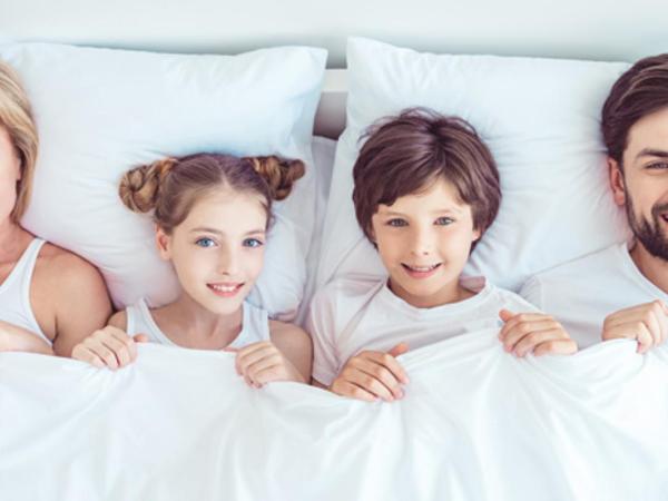 Golden Tulip Mandison Suites : photo 7 de la chambre suite lit king-size familiale