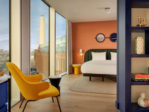 art'otel London Battersea Power Station, Powered by Radisson Hotels : photo 3 de la chambre suite masterpiece