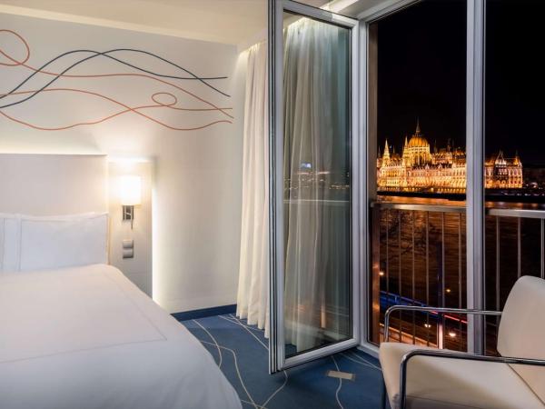 Park Plaza Budapest : photo 3 de la chambre chambre double supérieure - vue sur rivière