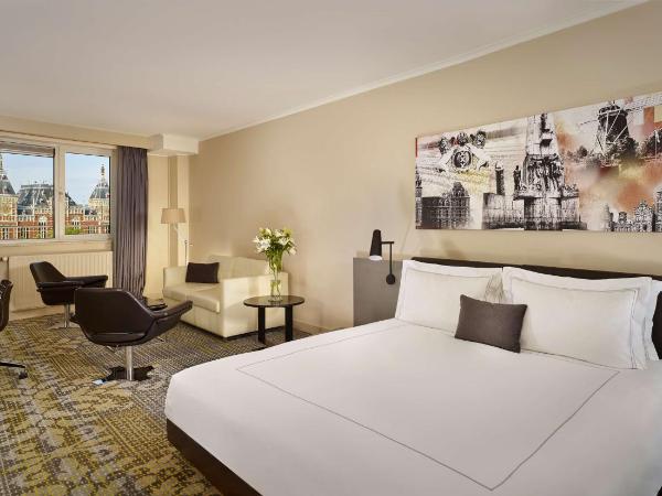 Park Plaza Victoria Amsterdam : photo 2 de la chambre chambre lit king-size excutive-vue sur canal (3adultes)