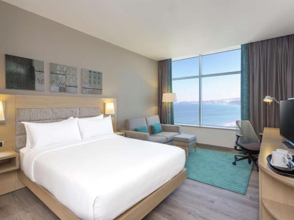 Hilton Garden Inn Tanger City Centre : photo 4 de la chambre chambre familiale avec lit queen-size