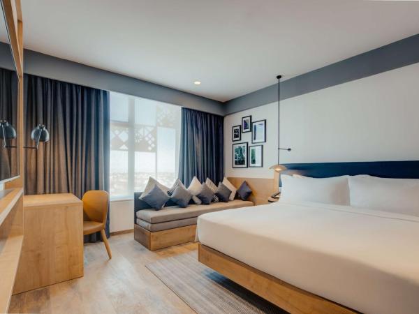 Hilton Garden Inn Casablanca Sud : photo 3 de la chambre suite 1 chambre lit king-size