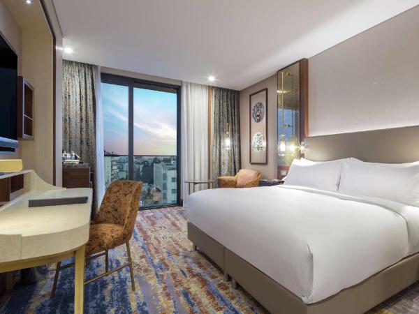 Doubletree By Hilton Antalya City Centre : photo 3 de la chambre chambre lit king-size