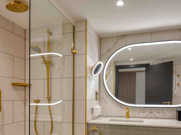 Hilton Glasgow : photo 4 de la chambre chambre lit king-size exécutive avec balcon