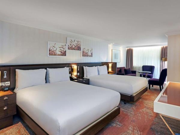 Hilton London Hyde Park : photo 1 de la chambre chambre supérieure avec 2 lits queen-size