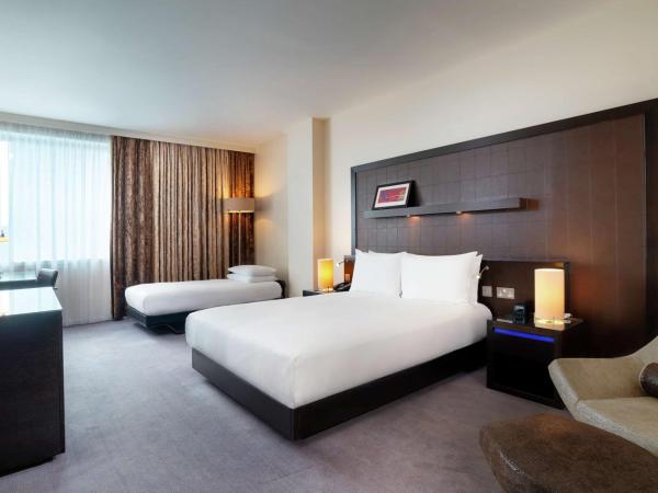 Hilton London Canary Wharf : photo 4 de la chambre chambre familiale avec lit double
