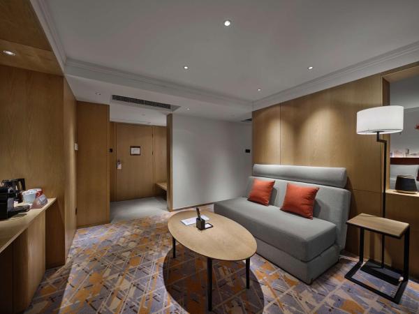 Hilton Garden Inn Guangzhou Tianhe : photo 3 de la chambre suite junior lit king-size