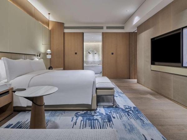 Hilton Chongqing Liangjiang New Area : photo 3 de la chambre suite deluxe avec lit king-size