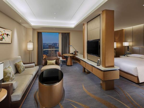 Doubletree By Hilton Chengdu Longquanyi : photo 2 de la chambre studio lit king-size