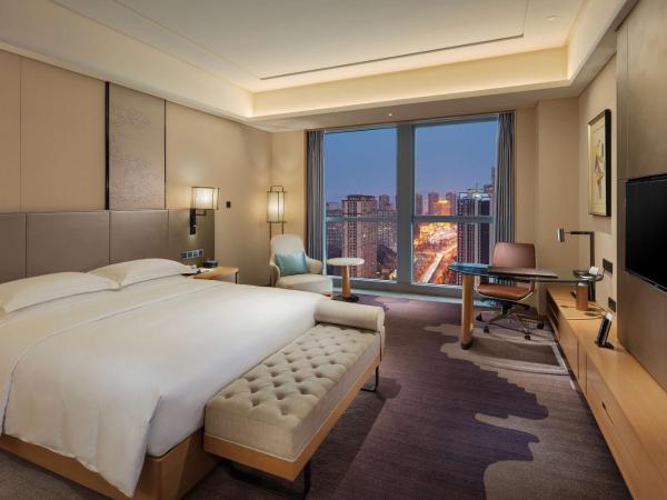 Doubletree By Hilton Chengdu Longquanyi : photo 5 de la chambre chambre lit king-size