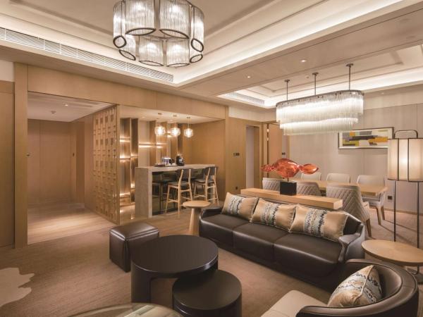 Doubletree By Hilton Chengdu Longquanyi : photo 2 de la chambre suite lit king-size 1 chambre exécutive