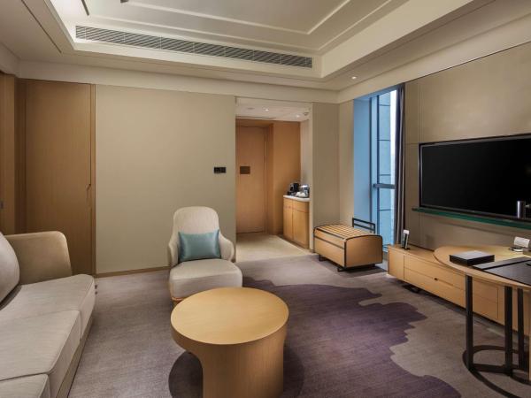Doubletree By Hilton Chengdu Longquanyi : photo 6 de la chambre suite 1 chambre deluxe lit king-size