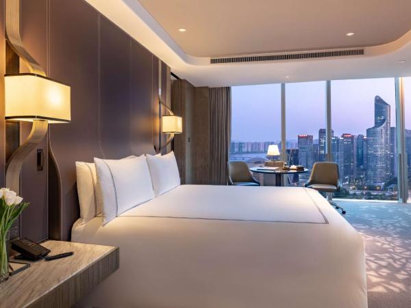 Conrad Hangzhou : photo 1 de la chambre chambre lit king-size deluxe avec vue
