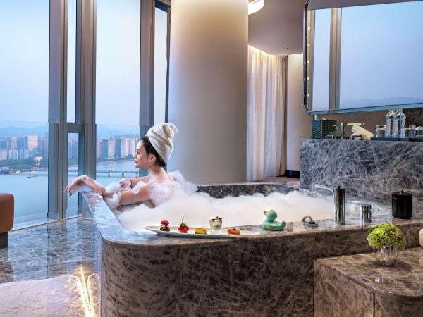 Conrad Hangzhou : photo 3 de la chambre suite lit king-size