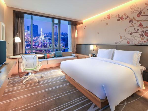 Hilton Garden Inn Ningbo : photo 5 de la chambre chambre lit king-size - Étage supérieur