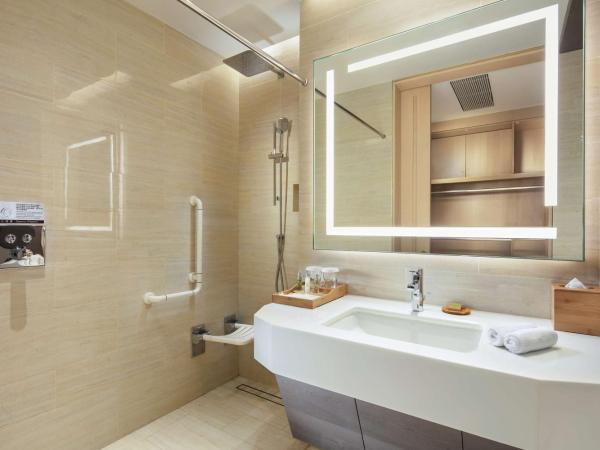 Hilton Garden Inn Shanghai Hongqiao NECC : photo 2 de la chambre chambre lit king-size - accessible aux personnes à mobilité réduite