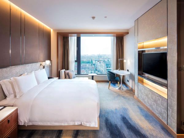 Hilton Garden Inn Shanghai Hongqiao NECC : photo 2 de la chambre suite deluxe avec lit king-size